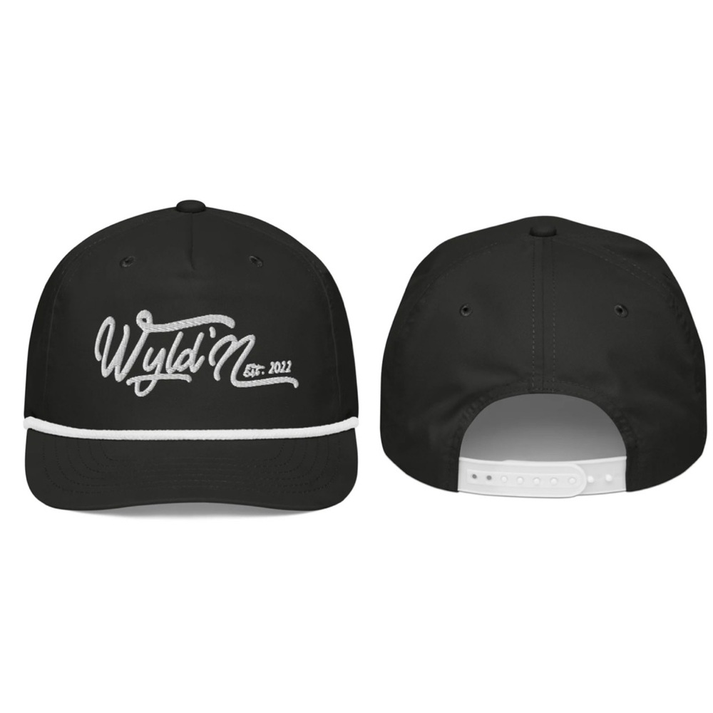 Wild’n Black and White Rope Cap with Script Logo. NWOT.